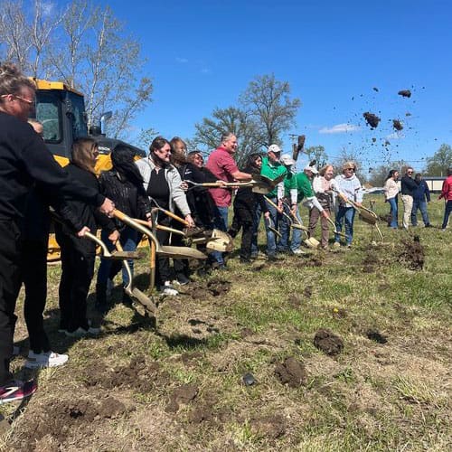 Byrd-Watson Pharmacy Breaks Ground on New Centralia Location